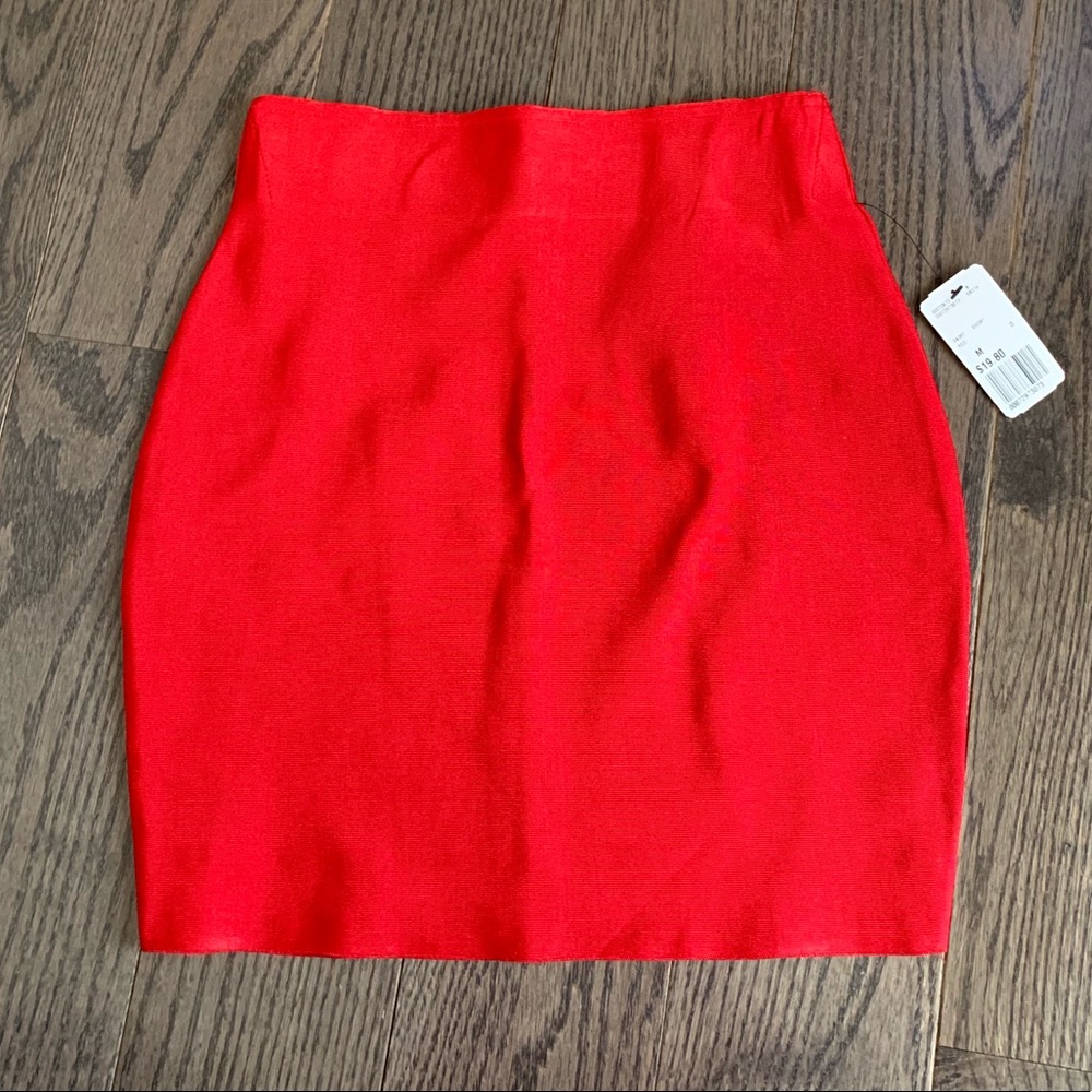 NWT Medium Forever 21 skirt